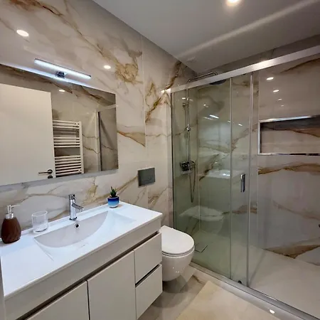 Luxury Penthouse & Panoramic View In Heart Of - Flaviense Chaves