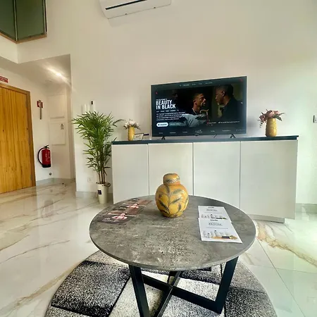 Luxury Penthouse & Panoramic View In Heart Of - Flaviense * Chaves